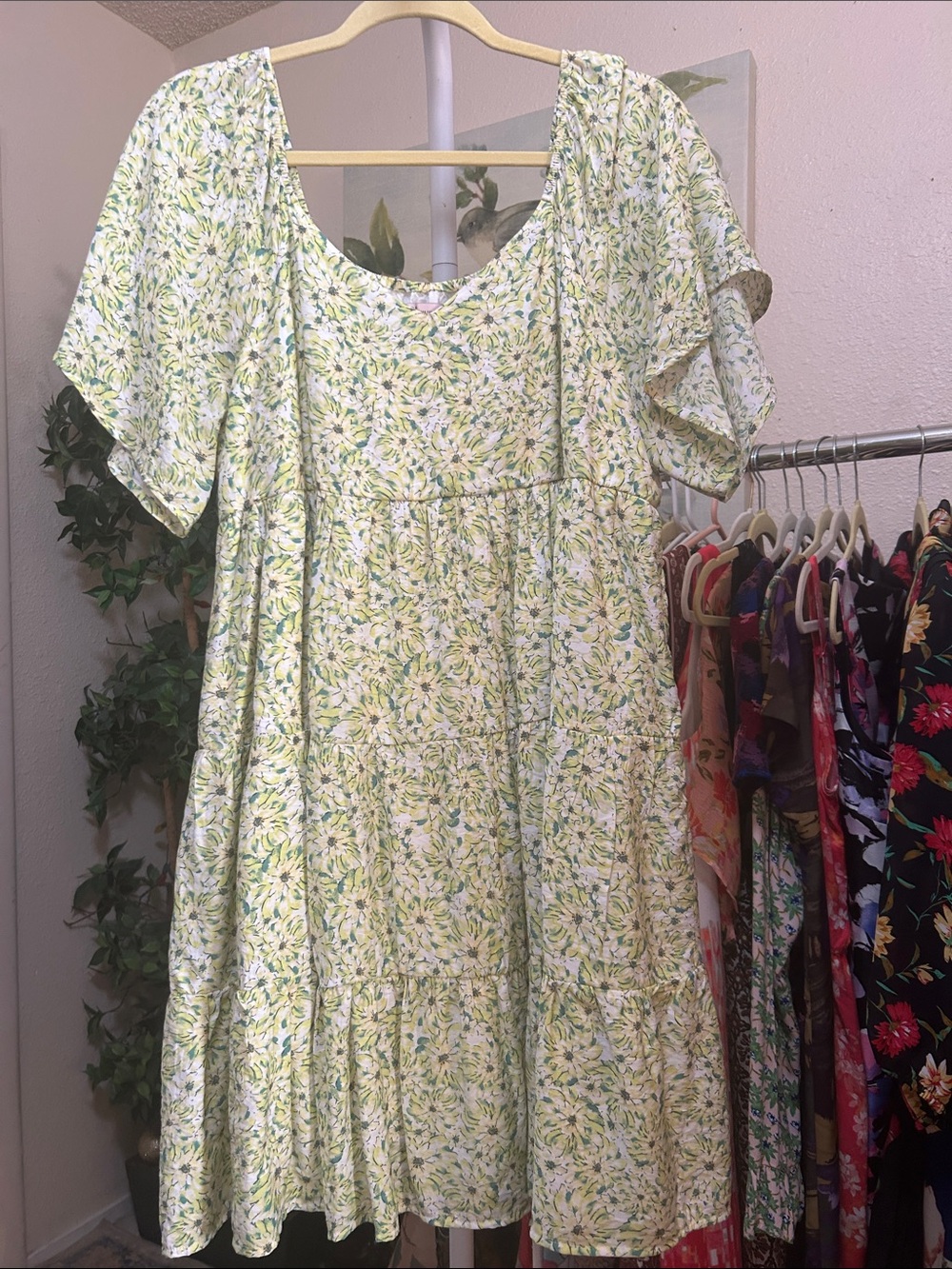 SO Floral Midi Dress in Light Yellow and Green